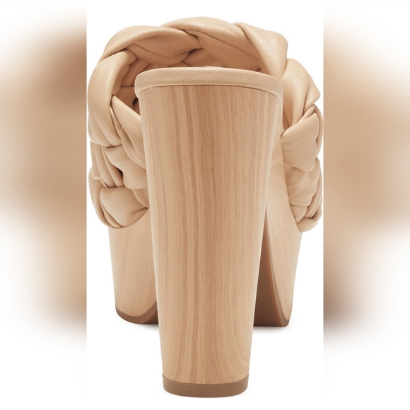 Jessica Simpson Platform Sandals - Picture 6 of 11